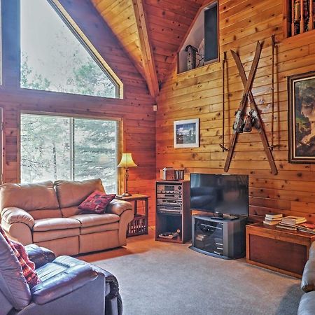 Shaver Lake Cabin With Hot Tub, Deck And Trail Access! エクステリア 写真