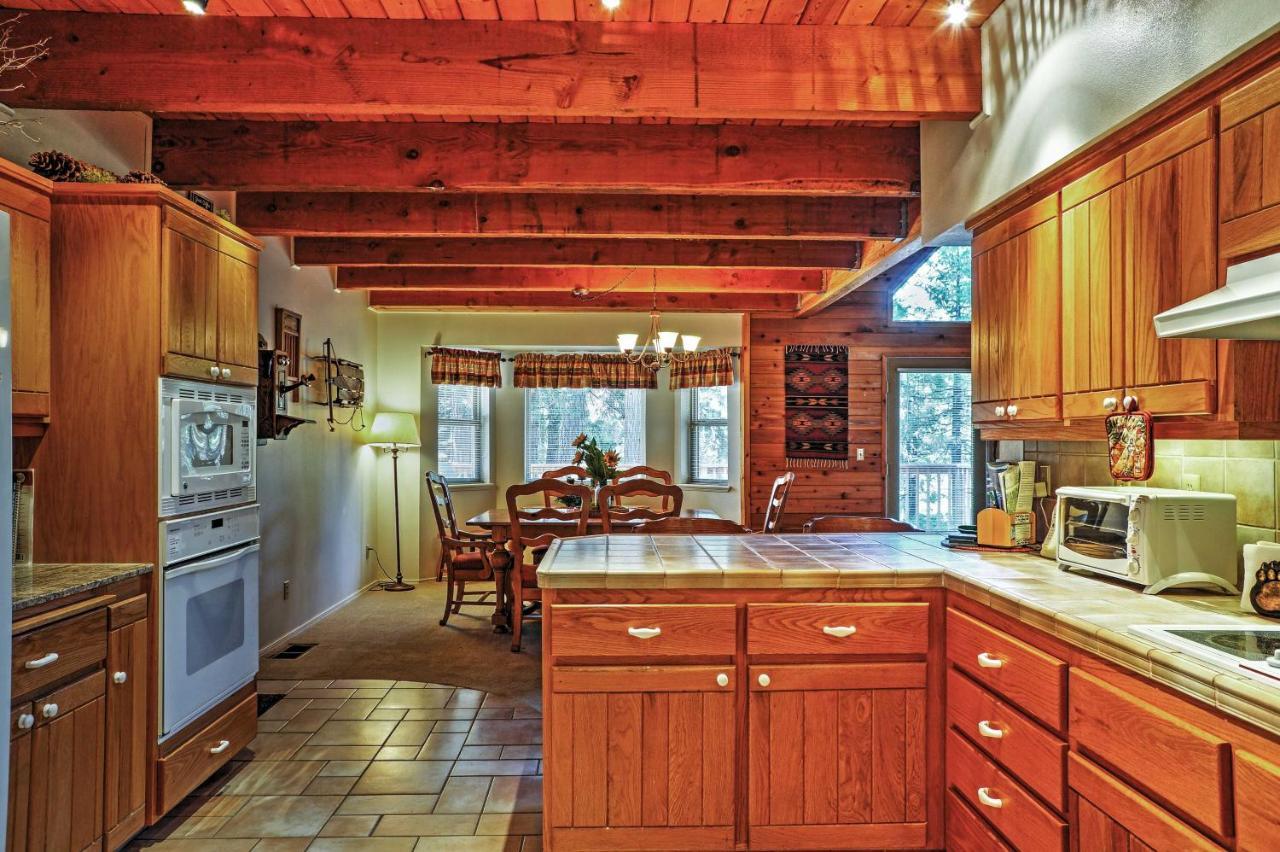 Shaver Lake Cabin With Hot Tub, Deck And Trail Access! エクステリア 写真